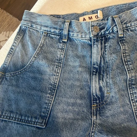 AMO Diana High-Rise
Crop Wide-Leg Cotton
Hemp Jeans - Picture 7 of 10